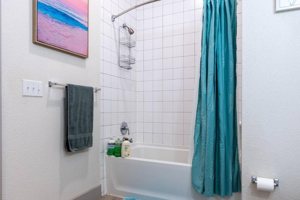 Beautiful Riverwalk Apt With Full Amenities, King Bed & Free Parking San Antonio Exterior foto